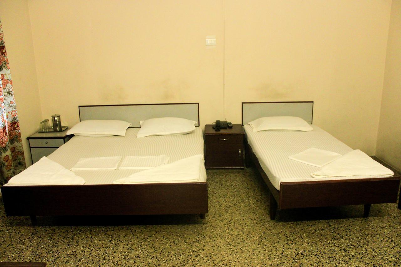 Hotel Keerthi Thiruvananthapuram Exterior foto