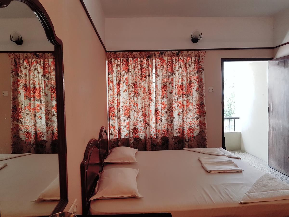 Hotel Keerthi Thiruvananthapuram Exterior foto