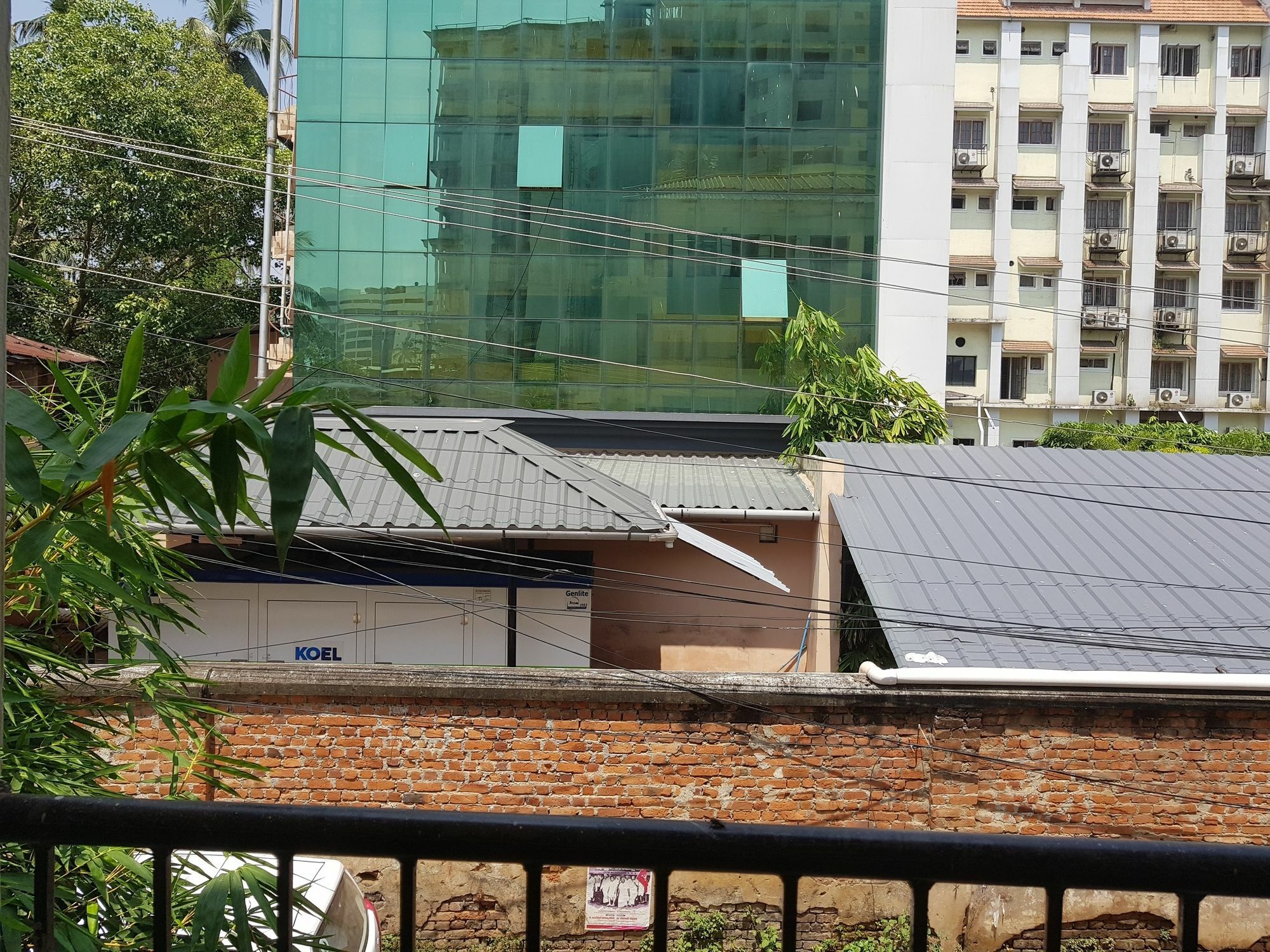 Hotel Keerthi Thiruvananthapuram Exterior foto